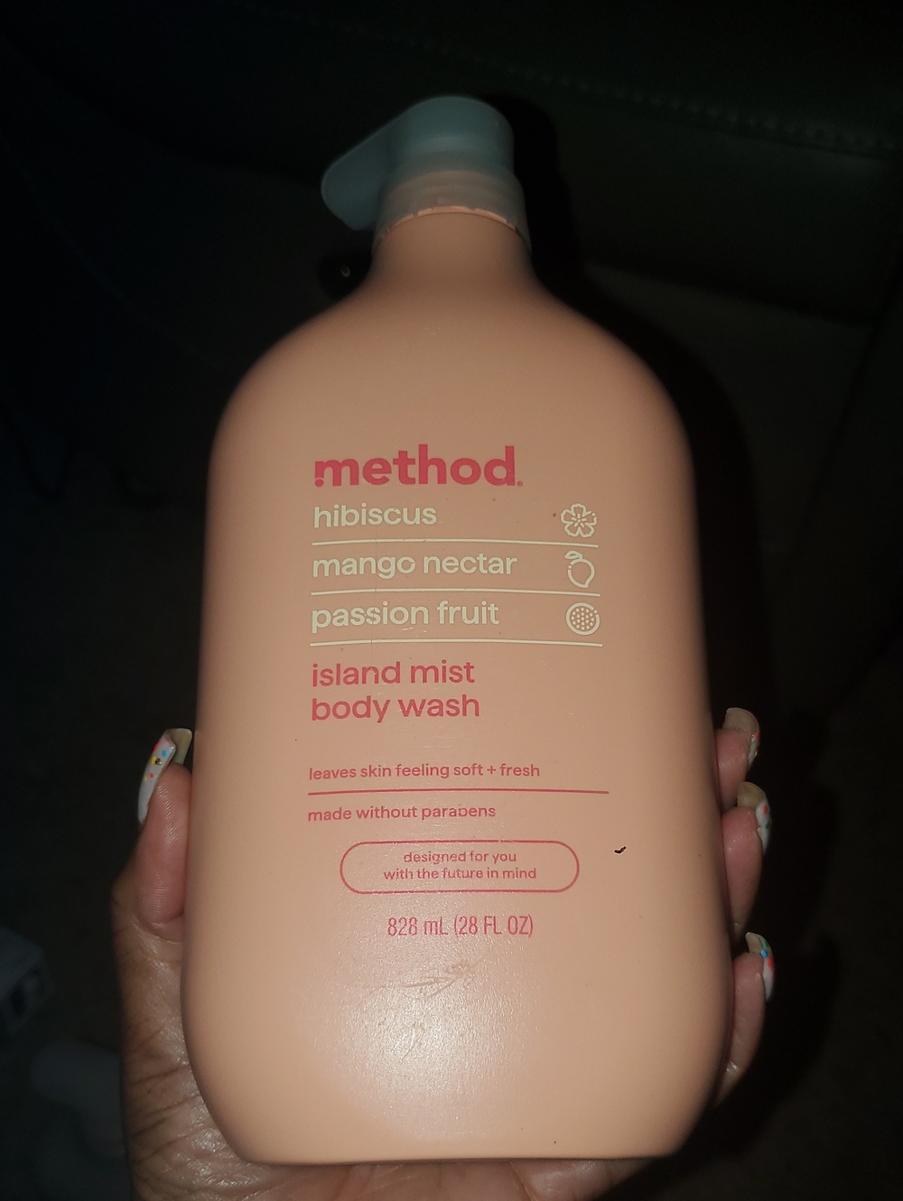 method Island Mist Body Wash — Hibiscus Mango Nectar (Peach)
